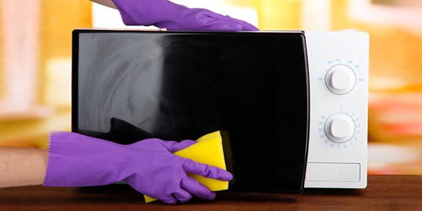How To Clean a Microwave In 11 Steps